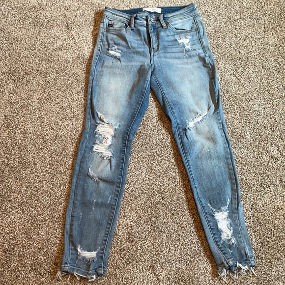 KanCan Denim - KanCan light washed distressed skinny jeans
